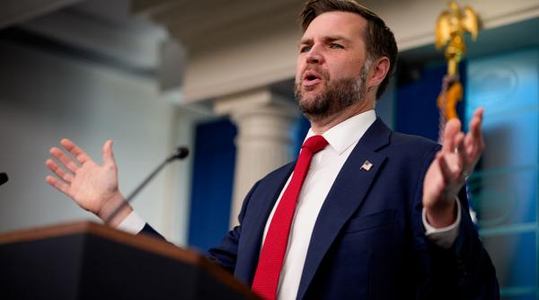 jd vance anunta ca sua a ridicat blocada navala din stramtoarea ormuz ne am indeplinit partea noastra de obligatie