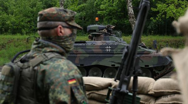 germania ia in calcul serviciul militar obligatoriu pentru trupele din lituania planurile berlinului pentru intarirea flancului estic