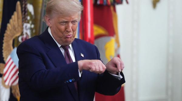 trump se declara ingerul pazitor al orientului si ameninta cu taxe in ormuz daca iranul nu accepta un acord in 60 de zile