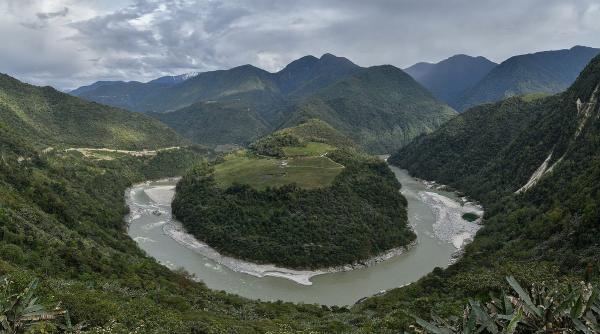 china construieste cel mai mare baraj din lume intr o zona cu risc major de cutremure incearca sa imblanzeasca natura