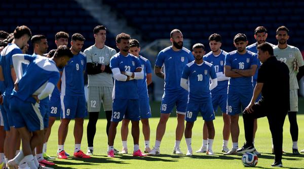 fotbalistii iranieni au ajuns la capatul rabdarii dupa restrictiile impuse de autoritatile sua la cupa mondiala ne afecteaza mental