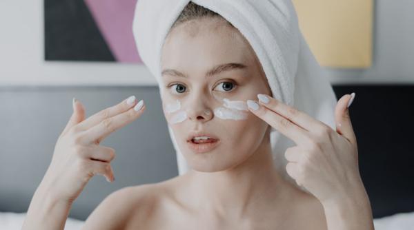 ingrijirea tenului la adolescenti ghid complet pentru prevenirea imperfectiunilor