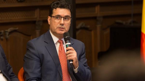 pricopie daca vestea trece cu voturile aur ar fi prima oara dupa 90 de ani cand un guvern trece cu voturile extremei drepte