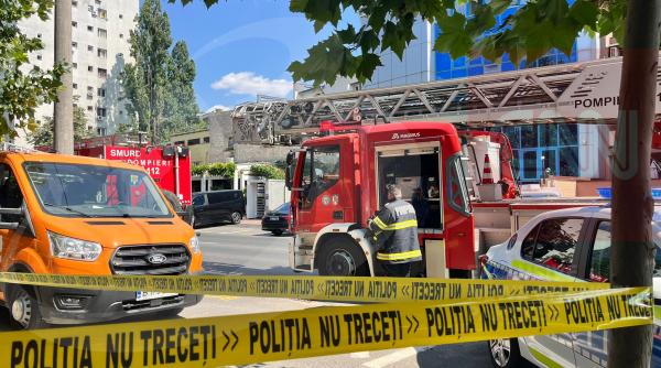 scurgere de gaz majora intr un bloc cu sase scari din bucuresti toti locatarii au fost evacuati se intervine de urgenta
