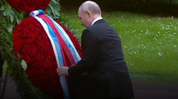 Vladimir Putin a depus o coroană de flori la Kremlin, la 85 de ani de la invazia nazistă