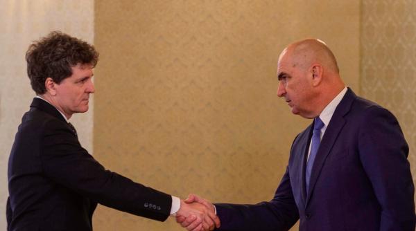 privirile de la cotroceni cum s a vazut marti interactiunea intre marii actori politici in imaginile inquam photos