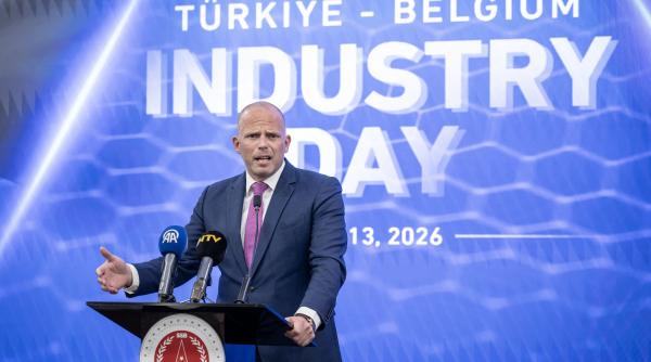 bucurati va de piscina si de o bere rece un ministru belgian ironizeaza valul de canicula