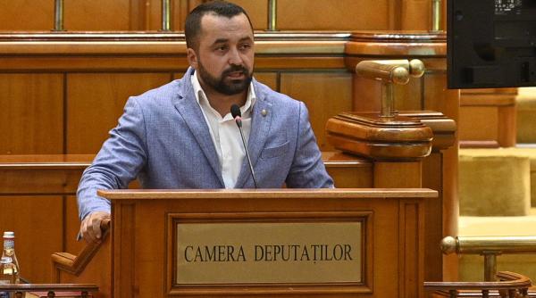 deputatul ciprian ciubuc anchetat dupa ce si ar fi hartuit fosta sotie politistii i au montat o bratara electronica de monitorizare