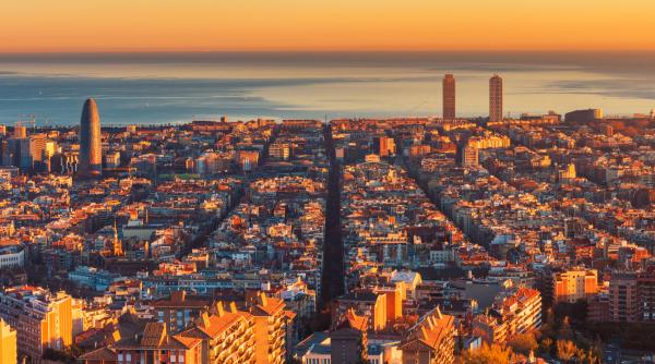 barcelona vrea sa tripleze taxa pentru turistii de pe vasele de croaziera cat vor ajunge sa plateasca