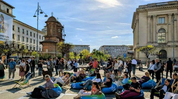 strazi deschise doar duminica in acest weekend in bucuresti pmb sambata nu inchidem circulatia pe calea victoriei