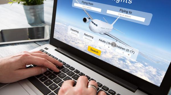 o fosta stewardesa dezvaluie un truc simplu pentru bilete de avion mai ieftine functioneaza de fiecare data