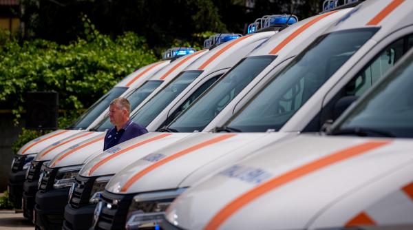aproape 5000 de apeluri la ambulanta bucuresti in 84 de ore 50 de oameni si au pierdut cunostinta in spatii publice din cauza caldurii