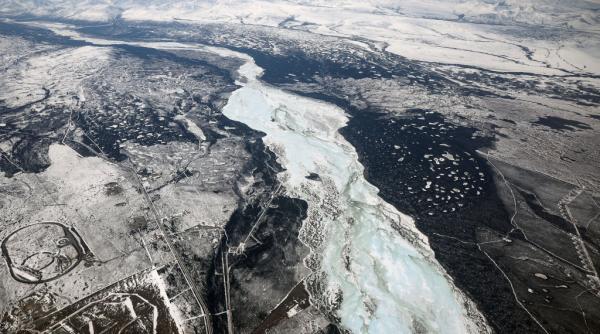 mii de cutremure produse in linie perfect dreapta au dus la o descoperire senzationala iesea de sub alaska ca un papuc de sub covor