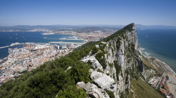 spania scoate gibraltarul de pe lista paradisurilor fiscale dupa 35 de ani in loc a adaugat rusia