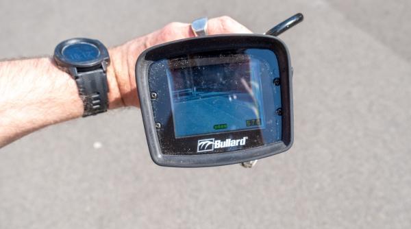 experiment antena 3 cnn cu camera de termoviziune in bucuresti pe asfalt se resimt 54 de grade cate grade sunt pe o masina neagra