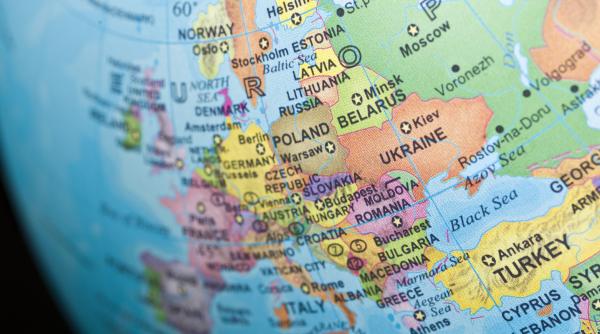lituania vrea sa elimine din constitutie interdictia privind armele nucleare
