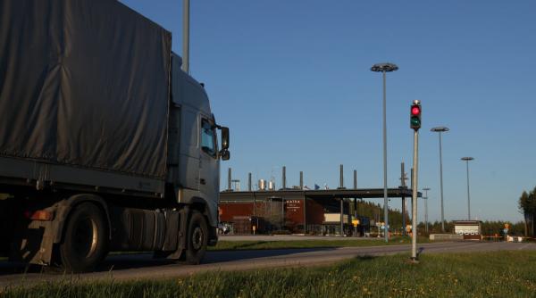 un expert dezvaluie de ce rusia a inchis brusc granitele cu trei state nato si ue mesajul este ca nu mai avem nevoie de voi