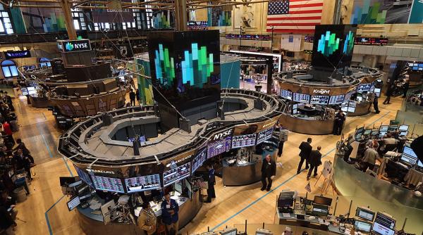 ceva se intampla pe wall street bursele americane au atins noi maxime istorice in ultimele saptamani iar asta isca ingrijorari