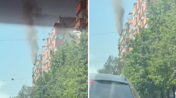 incendiu puternic intr un bloc de pe calea mosilor din bucuresti pompierii intervin cu mai multe autospeciale