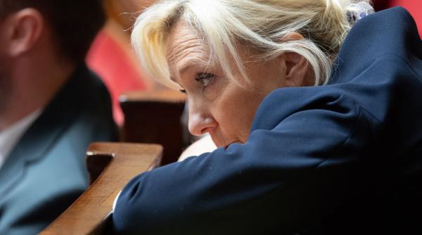 verdict crucial pentru marine le pen judecatorii decid daca mai poate candida la alegerile prezidentiale din franta