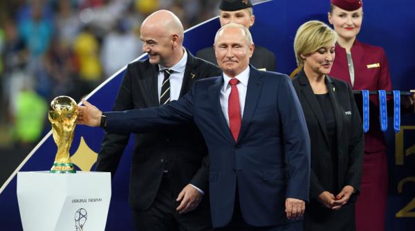 fifa ia in calcul sa elimine suspendarea participarii rusiei la competitiile internationale de fotbal