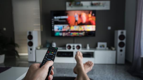 lista nominalizarilor la premiile emmy 2026 care sunt cele mai bune seriale si actorii favoriti sa castige