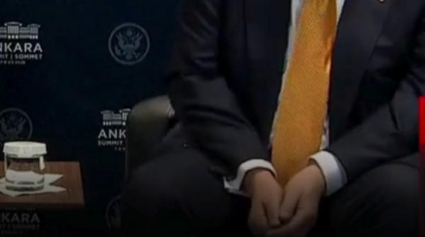 Trump spune că e pregătit să meargă în Ucraina „la momentul potrivit”