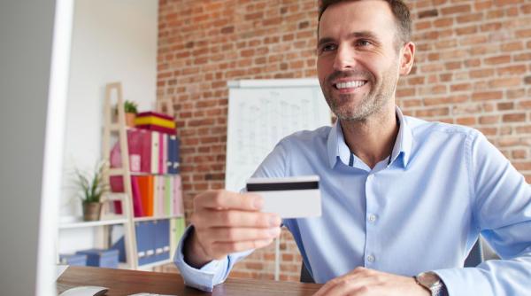 cont curent online vs cont bancar clasic ce castigi concret daca faci schimbarea
