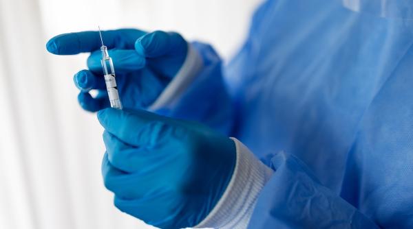 ministerul sanatatii anunta ca 49 000 de doze de vaccin ror au ajuns la medici pentru imunizarea copiilor stocurile sunt suficiente