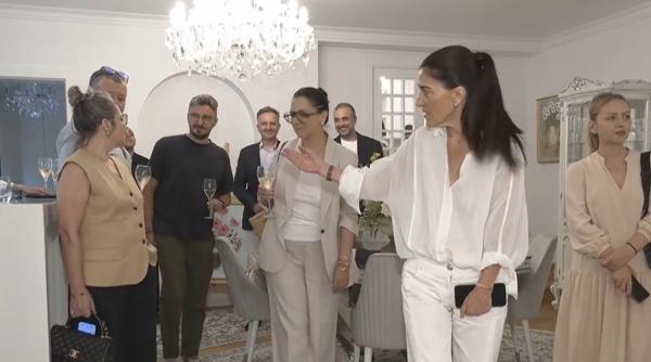 un nou spatiu dedicat artei a fost inaugurat in capitala romania sursa de inspiratie pentru o artista din sua