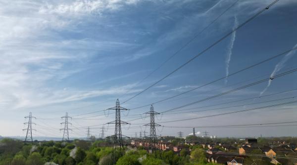 pretul energiei electrice s a triplat in romania in ultimii 5 ani de la 45 euro mwh la 136 euro mwh