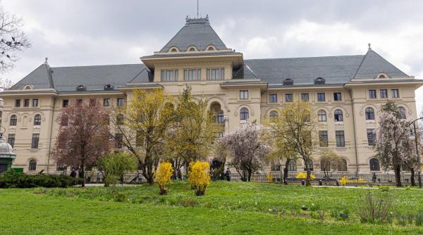 sediul primariei bucuresti nu are autorizatie isu la incendiu iar cladirea va expertizata zilnic lucreaza aici 844 de angajati