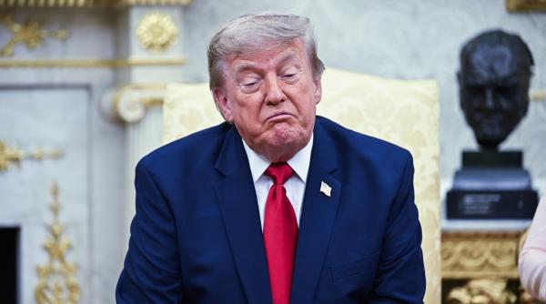 cnn culisele incercarii lui trump de a pune taxe in stramtoarea ormuz aliatii au stat 24 de ore sa l convinga sa renunte la decizie