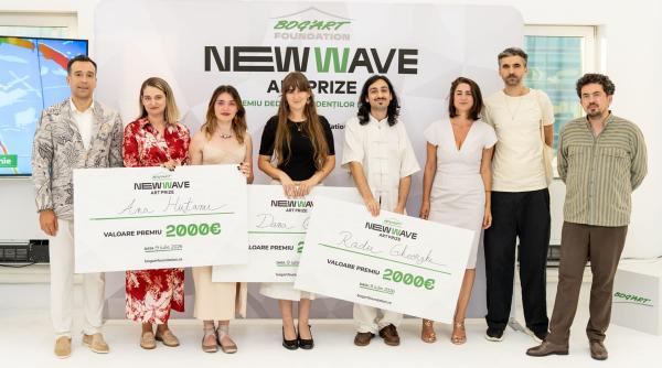 fundatia bog art a premiat trei studenti care au creat pentru new wave art prize lucrari de arta inspirate de evolutia ai