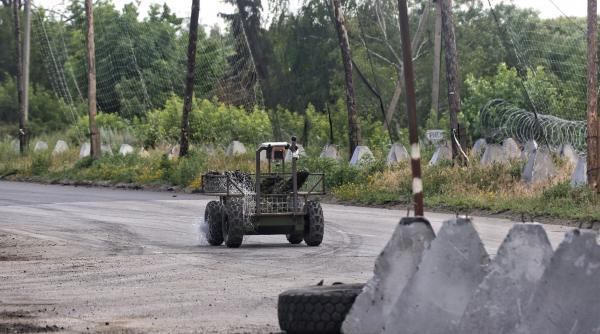 imagini in premiera roboti ucraineni trag cu mitraliere grele asupra militarilor rusi n au fost deloc pregatiti pentru asa ceva