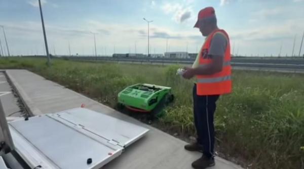 imagini cu robotii telecomandati care vor cosi iarba pe marginea drumului expres craiova pitesti cnair lucrarile vor fi mai rapide