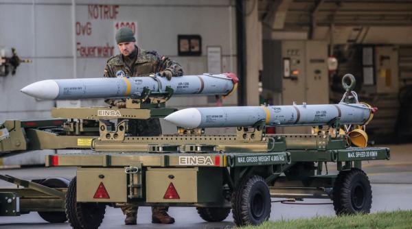 soldati francezi si germani vor participa pentru prima data impreuna la poker exercitiul militar nuclear va avea loc vineri