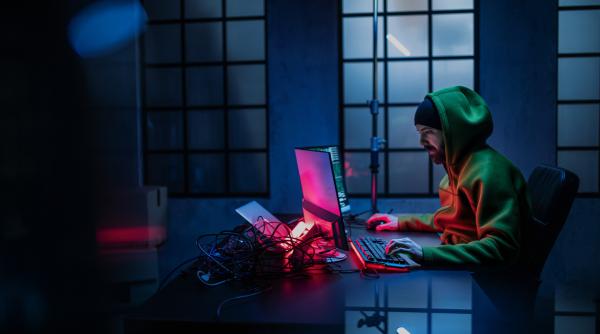 hackerul care a spart cadastrul isi cere scuze nu vand aceste date chiar oricui imi pare rau pentru problemele pe care le am cauzat