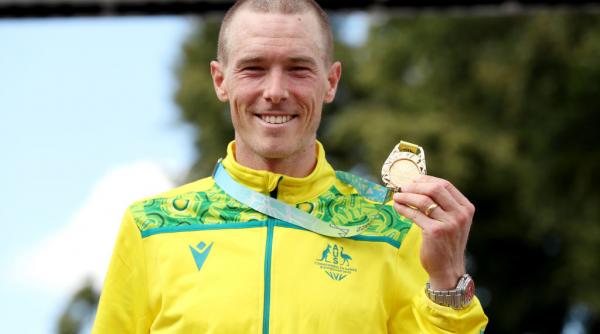un campion olimpic a fost prins la volan desi avea permisul suspendat acum trei ani sotia lui a murit dupa ce a lovit o cu masina