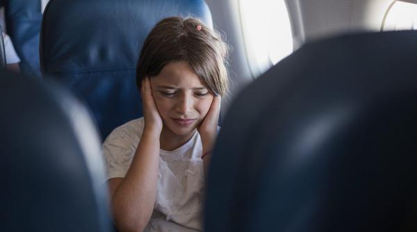 durere de ureche sau ureche infundata in avion ce trebuie sa faci cu 20 30 de minute inainte de aterizare
