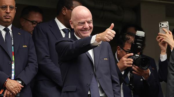 ap presedintele fifa gianni infantino a parcurs 95 403 kilometri si a zburat 115 ore in timpul cupei mondiale 2026