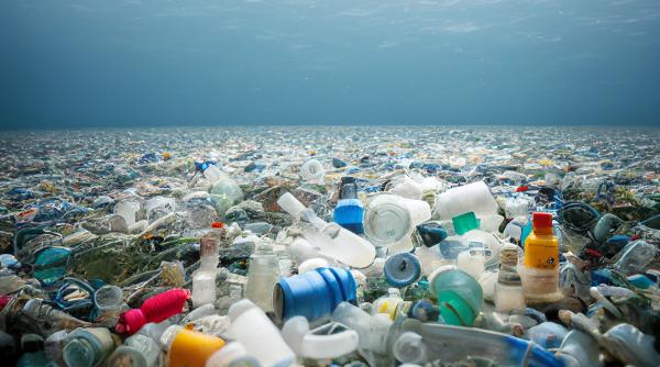 china a reusit sa transforme deseurile de plastic in combustibil pentru avioane