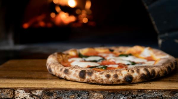 cuptor pizza electric afla motivele pentru care restaurantele fac tranzitia de la lemn