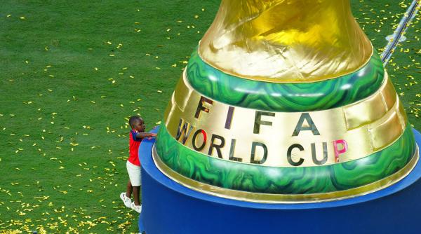 imaginile virale de la cupa mondiala 2026 cu fratele mai mic al lui yamal
