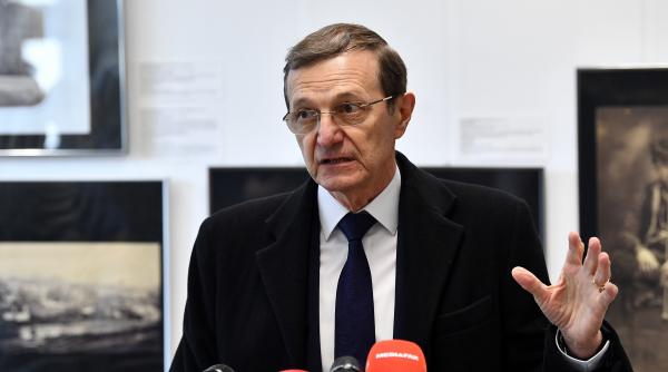 salutul pe care ardelenii il cred al lor de unde vine de fapt servus nu l am copiat de la maghiari si nici din austro ungaria