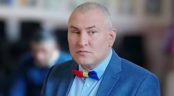 servesti in campanie iar guvernul te platete regeste cum a ajuns un jurnalist pe lista sgg pentru a primi jumatate de milion de euro