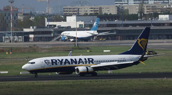 ryanair sustine ca nu duce lipsa de calatori dar avertizeaza asupra unei ierni dificile pentru companiile aeriene europene