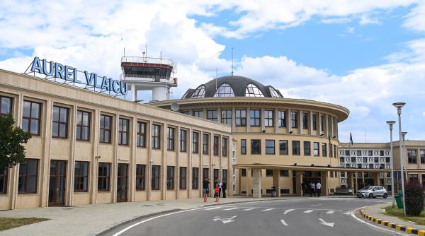 aeroportul baneasa a avut in sase luni mai multi pasageri decat in tot anul trecut record si pe henri coanda