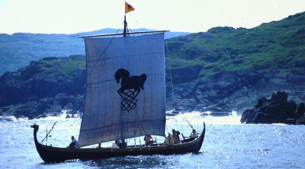 proprietarul unei nave vikinge folosita in filmul odiseea acuza ca nu a primit banii pentru reparatia corabiei