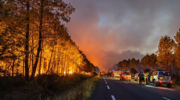 a fost ca la pompei europa devastata de incendii si lovita de valuri de caldura fara precedent expertii spun ca e doar inceputul